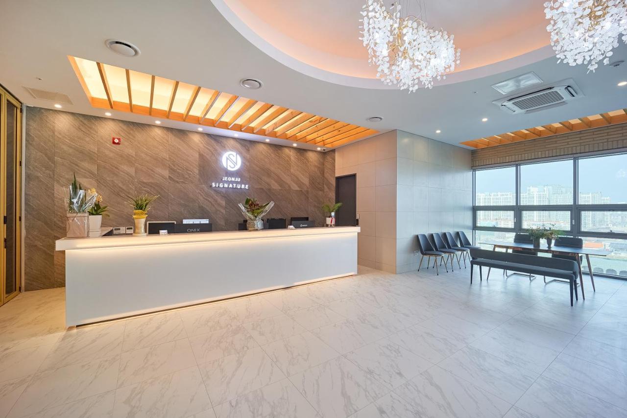 Jeonju Signature Hotel Buitenkant foto