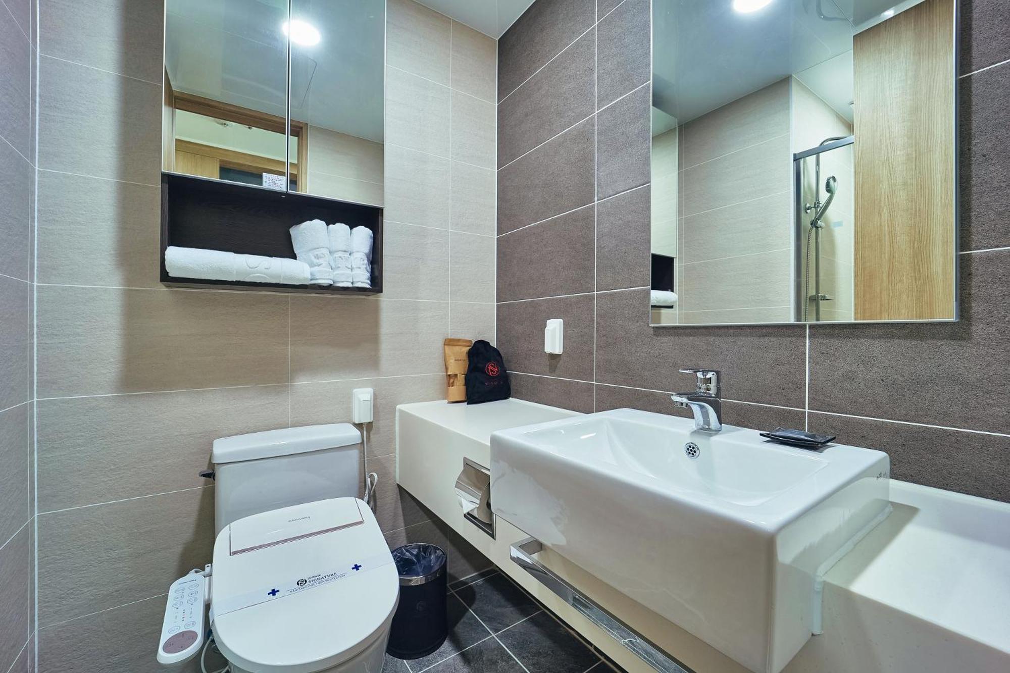 Jeonju Signature Hotel Buitenkant foto